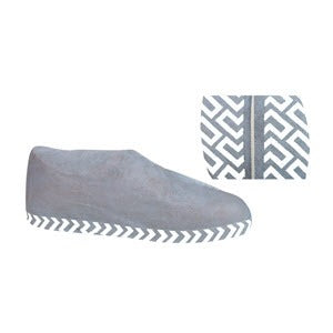 "Polypropylene Shoe Covers with PVC non-skid soles "